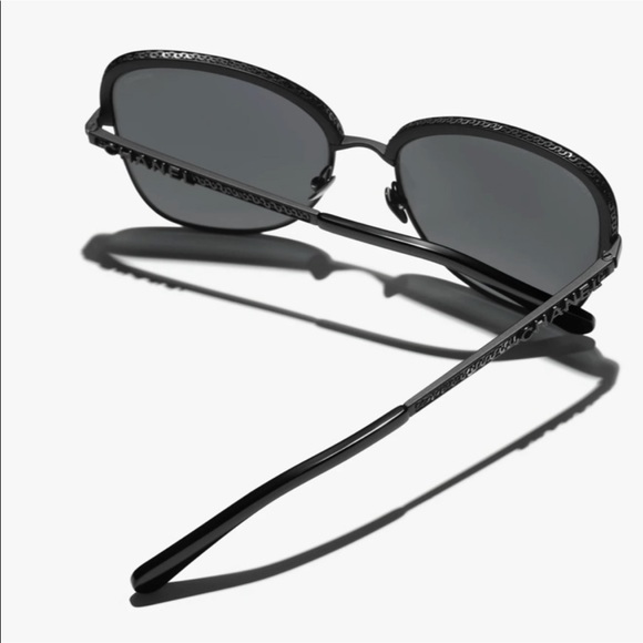 Chanel Square Sequins Sunglass, Black Metal Frame Chanel Sunglasses - Picture 4 of 6